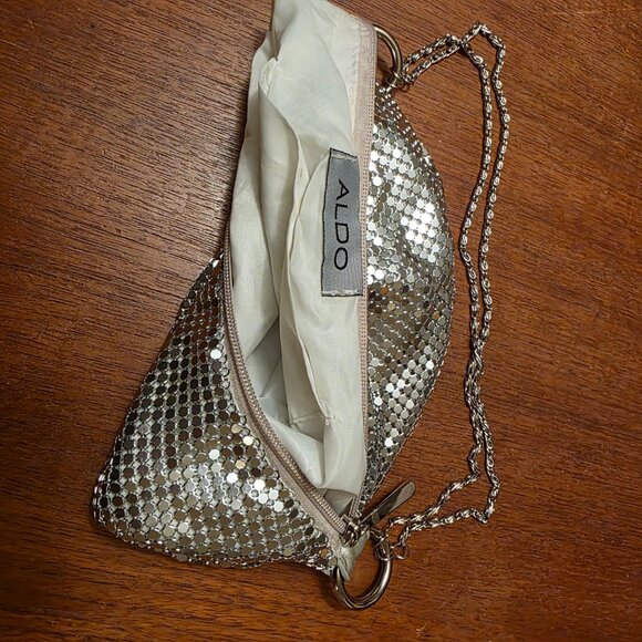 Sparkly Sequined Mesh Shoulder Purse with Chain Strap - Picture 6 of 7